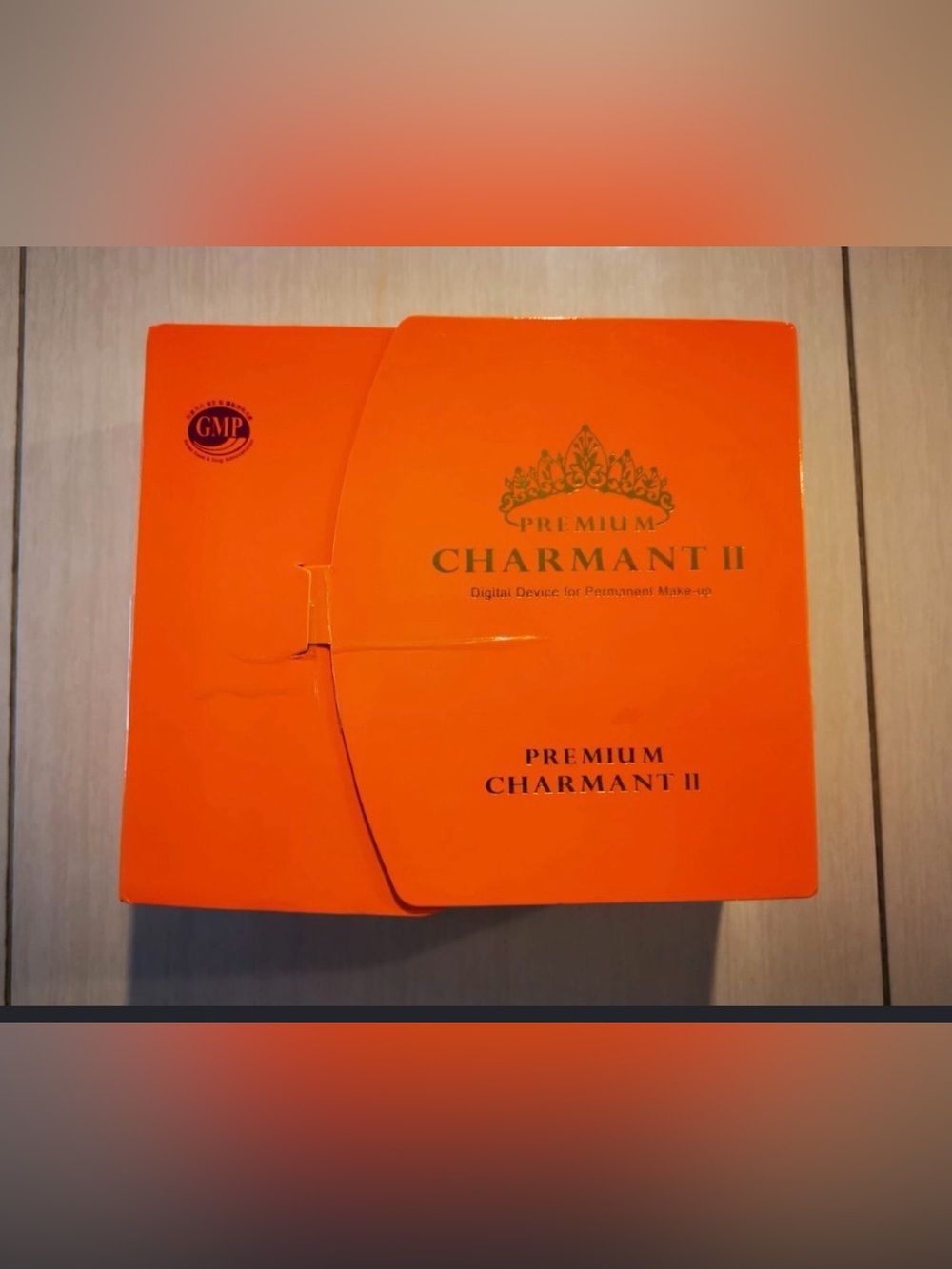 Harman Charmant II Orange Premium Box with Black Logo - Picture 2 of 14